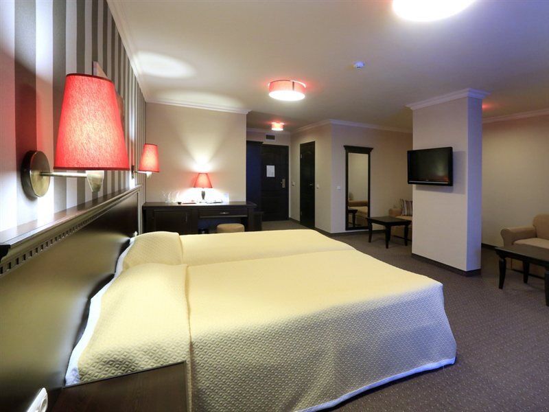 Royal Park Hotel & Apartments Банско Экстерьер фото